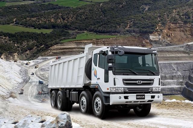 Daewoo 8×4 Novus CR8M7 Truck